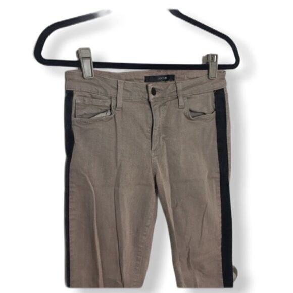 Joe's SZ 28 skinny jeans with a black stripe - Picture 2 of 5